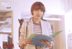 shining-sooyoung-deactivated201:  Gong Minyoung (played by Sooyoung):