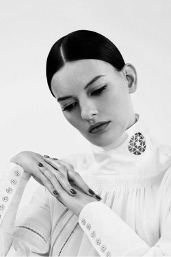 Amanda Murphy by Willy Vanderperre for Dior Magazine, Spring