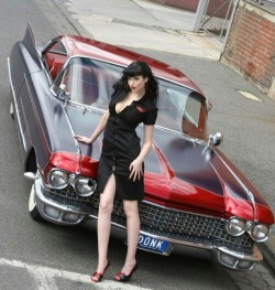 hotrod-pinups:  Pinups And Hotrods http://bit.ly/1744eHp