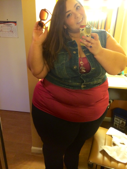 OOTD -my first! Vest, top, and necklace from Lane Bryant. Pants are from Old Navy. Shoes and sunglasses are Vans.