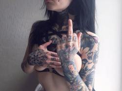 thatattoozone:  Anna Batmanphototaker Anastasia Skopintseva
