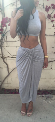 melanebony:  fashionistasrus:  Websitehttp://fashionistasrus.tumblr.com/
