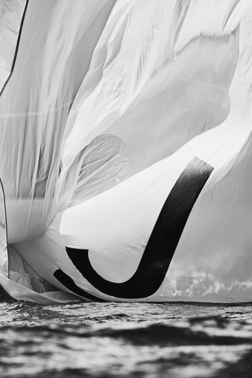 northsails:  â€ª#â€ŽSailsAtSeaâ€¬ ðŸ“·Â from Drew Doggettâ€™s Sail: Majesty at Sea http://bit.ly/ddoggett   J Douse