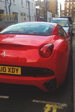 londonautomotive:  Ferrari California