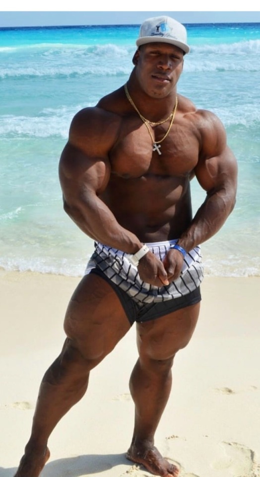 blkmusclelover: yes sir mmm 😍😍😍😍