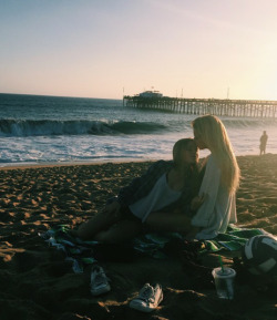 org-asms:  living–waiting:  First beach date ever with this