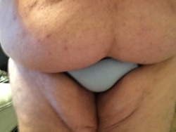 smother-me-in-ur-blubber:  chubbydudefl79:  New blue underwear.