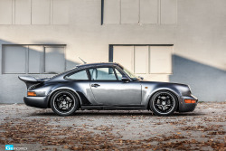automotivated:  Porsche 911 930 Turbo (by GiiFoto) 