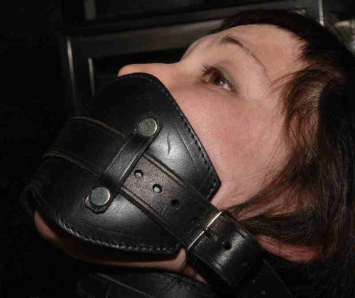 slavefarmer:  Dog-muzzled is how you will spend 99% of ur time training at Slavefarm I.  