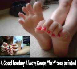 sissystable:  Have you ever painted your toenails just to see