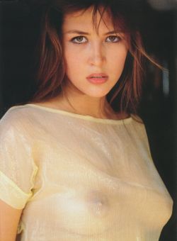 sxenips:  Sophie Marceau Find More at sxegirls.puresunshine.ca