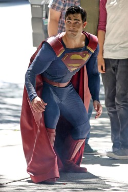 drainedheroes:  fuertecito:  Tyler Hoechlin as Superman on the