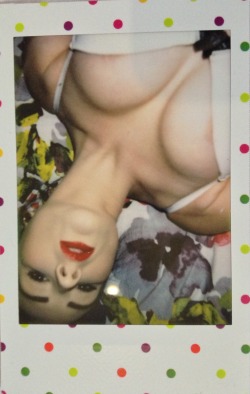 littlehoneyfromhell:  hella up the nose polaroid shot ✌🏻️