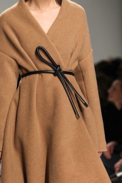 famodr:Details @ Sportmax F/W 2015