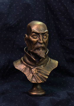 pygmalionofcyprus:  My Tenzin bust, complete with a faux bronze