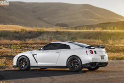 automotivated:  Vince’s GTR x ADV1 (by QuickWorksPhoto)