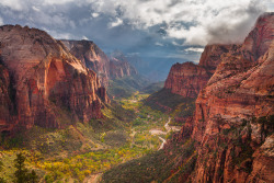 smithsonianmag:  Photo of the Day: Storm Break in Zion Canyon