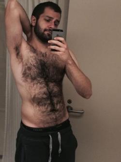 jizzcoveredarmpits:  SNAPCHAT FOR GAY MEN. Unrestricted and FILTHY