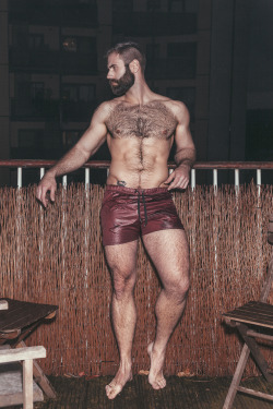 furrific:    Francesc Gascó by Lee Faircloth   