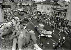 oscarraymundo:  Vintage Photos of San Francisco Pride in the