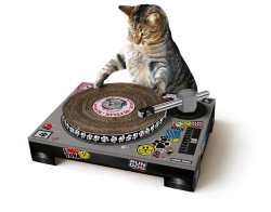 wtfgadgets:  DJ “milk a lot” in the hizzzzouse!! Check out