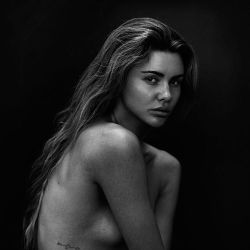 petercoulson:  #model @stephshreevey @giant_mgmt #assistant @rozannanazar