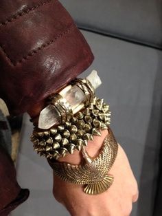 watchesloveus:  small ornament hoops unique arts 