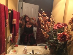 tarynel:  queenrayjean:  Blackout: onesie addition  Your shape