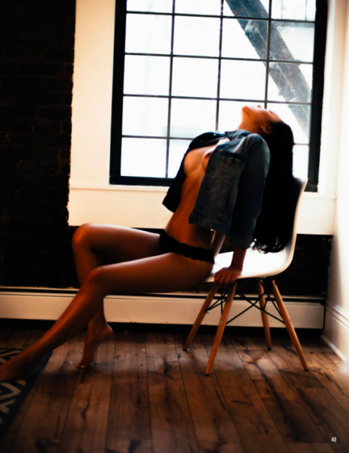onlysexyasiangirls: aznangels:  Kyla Gray’s topless shoot for Fuse Magazine. Gorgeous! 