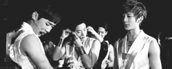 blaekpercent:  changbum measuring out the muscle on rokhyun’s