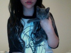 ugh-boobs:  47-11:  bubblegum—grunge:  ♥ GRUNGE ♥   ♡ click