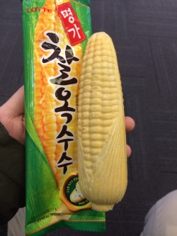 desuktop:  maidosama:  The corn ice cream  I saw this one Sharla