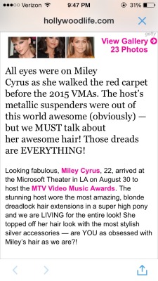 mainstream-irwin:  Reaction of Miley wearing dreads v.s. Zendaya