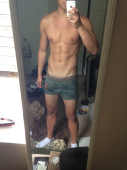 male-affection:  more hot guys here