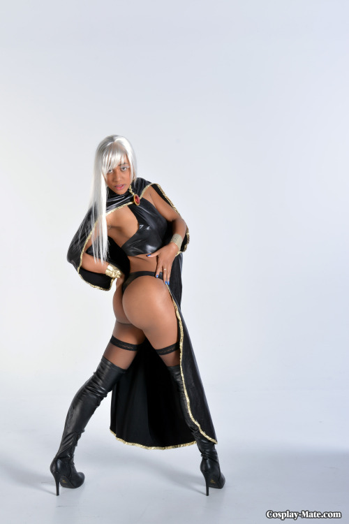 Here we go! :) new set and last set for the X-men serie. This one have 80 pictures. Hope you gonna like that storm cosplay :)