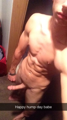 motdrobert2:  I love str8 boy snap chats!   Follow me for Hot