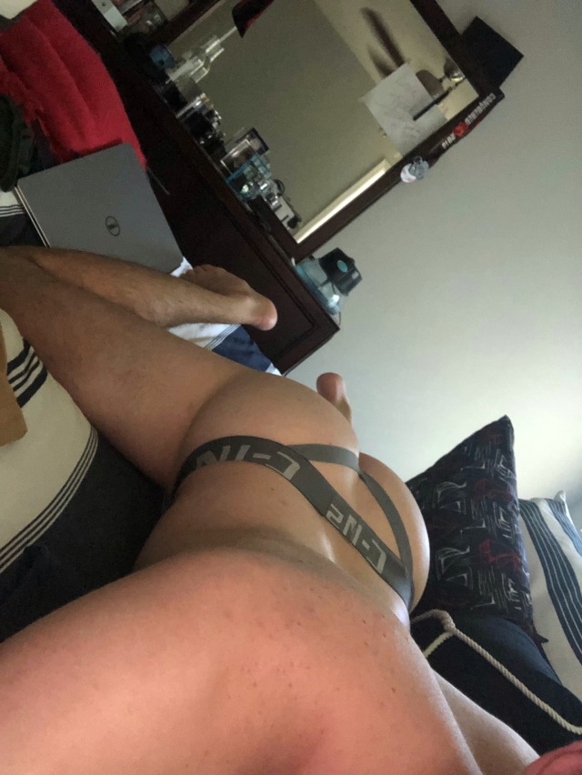 gaywatertribe-deactivated202105:Me 😈 Mmm dam 