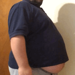 smother-me-in-ur-blubber:  fantasyfanficboi:  Itâ€™s an update!  I was told not to wear this blue shirt to work anymore.  Itâ€™s a 3XL, but doesnâ€™t have enough length to cover my bellyâ€¦ I have to stick to 3XLTâ€™s in order to cover it.  So when I