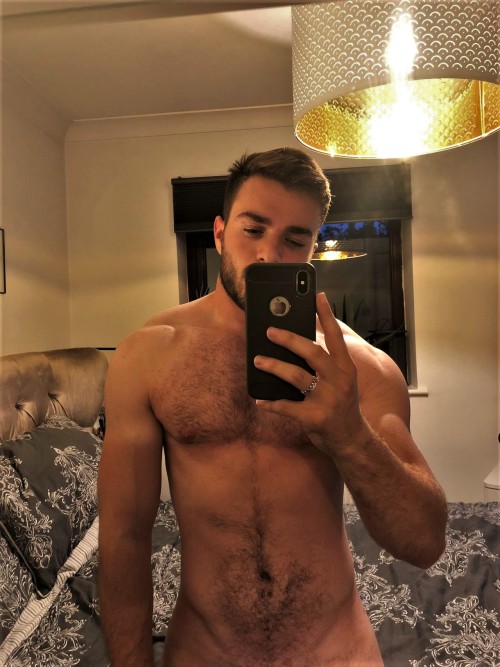 twitter: GayBareback1