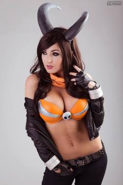 coolguyhat:  Jessica Nigri as the Pokemon Houndoom. Photos taken