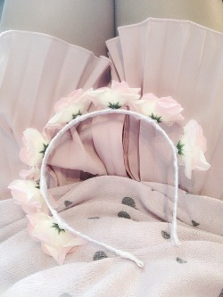 sweetsweetpleasure:   *:･ﾟ✧Baby Pink Floral Headband*:･ﾟ✧