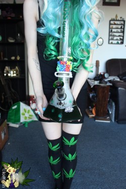 kiefeon:   Dress like Barbie. Smoke like Marley.  -please do