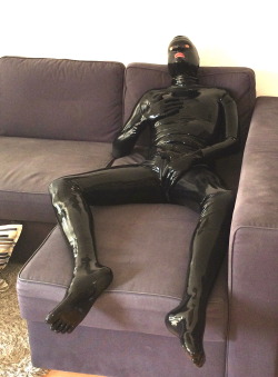 ...just a kinky 'lil rubberpup...