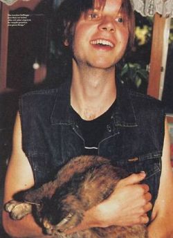 getcrazywiththecheez-whiz:  A dweeb with a cat. (1996?)