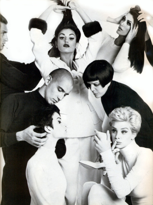 onthecoverofamagazine:  WHITE WINTER | Vogue Italia julio 1991Mod: