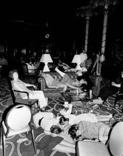 thats-the-way-it-was:  Stranded people sleep in the lobby at