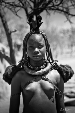 paulsuttonza:  Himba Girl Himba Girl – Otjikandero Himba Orphan