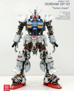 gunjap:  ACOUSTIC’s Latest work: PG 1/60 RX-78 GP-01 GUNDAM