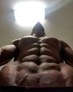 bigmalepecs:  Mohamed Ali (@ifbb_10_pack)