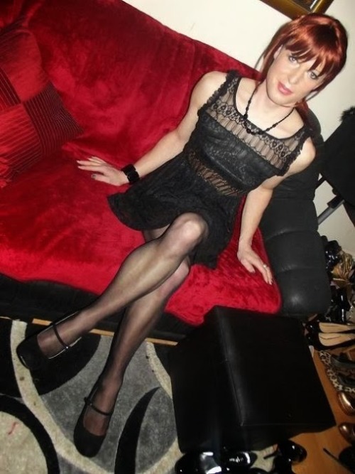 funkyfiona:  The one secret you absolutey must know to pass as a woman http://amzn.to/1FbLwnI 